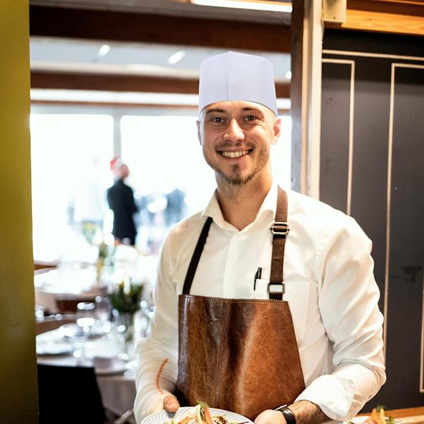 Engangs hvide kokkehatte til voksne 20 stk. hvide 60 cm