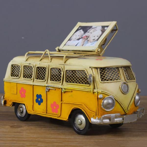 Håndlaget Bobilmodell med Spargris Vintage Buss Hjemmeinnredning Gul