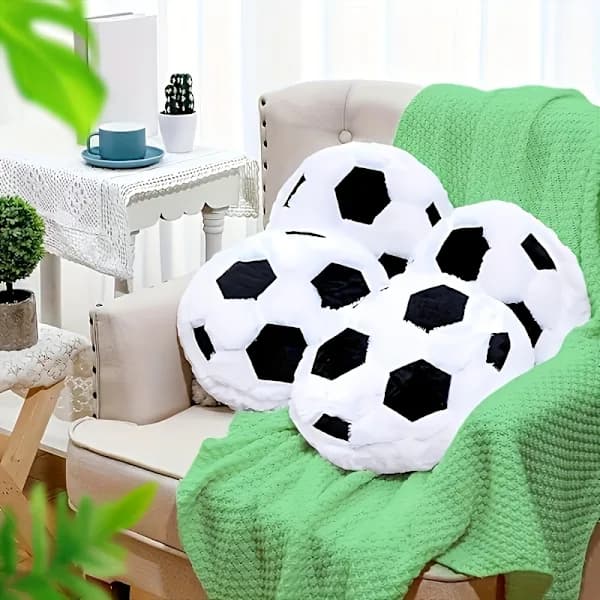 Fodboldkastpude Blød Polyester Maskinvaskbar Sofasengsindretning Gave til Børn og Sportsfans Blandet Farve 1 stk 1pc
