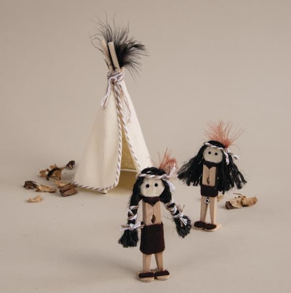 100 kpl - Mini pyykkipojat puuta - (2.5 cm) Träd beige