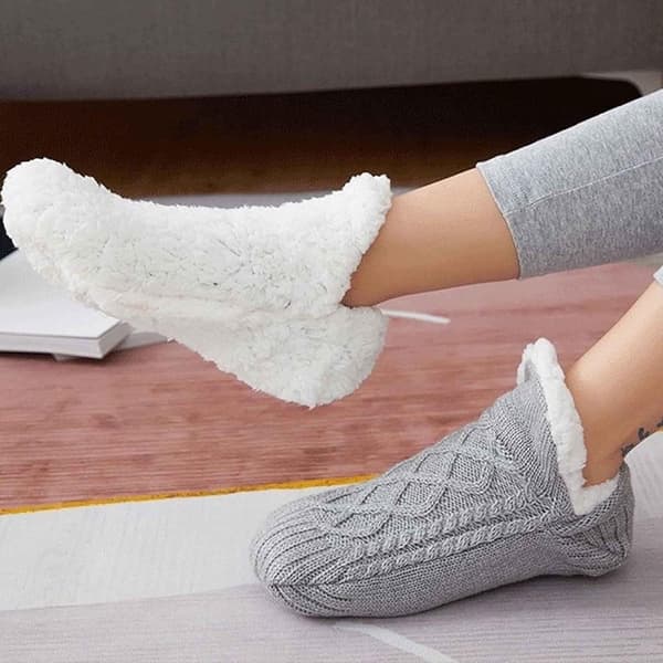 Women's Slippers, Fluffy Fleece Lined Non-Slip Socks, Warm Floor Socks, Grey, Size 38-42 (26cm)