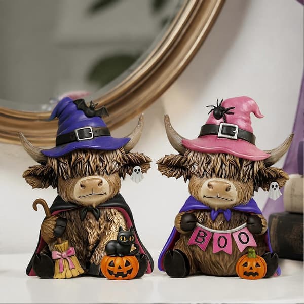 2 stk. Highland Ko-figurer, Halloween Boo Græskar Spøgelse Highland Ko-statue med Heksehat, Træ 1 sæt