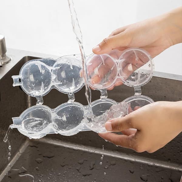 Festive Ice Balls: Simple Ice Mold, 4 Pcs, Fill from Tap Transparent transparent