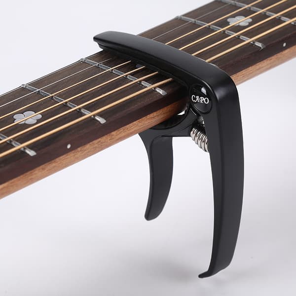 Gitarrcapo - Svart aluminiumcapo for elektrisk gitar, ukulele, bass