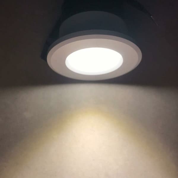 Sæt med 4 Mini LED Indbyggede Spotlights 3W Varm Hvid til Vitrineskab [JUN]