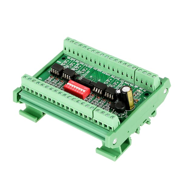 1. 8-kanals NPN/PNP til NPN 5V/24V SquareWave Signal Conversion Module Nivåkonverterer 10MHZ