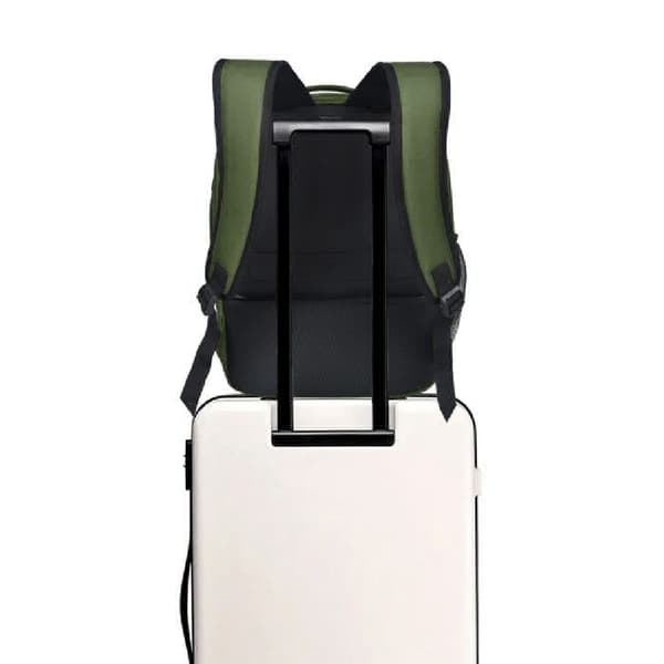 Ryggsäck - CabinFly - Pacemaker - 40x30x20 cm - Khaki - 24L - Vattenavvisande Khaki, black