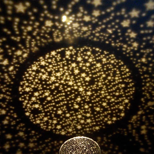 LED Cosmos Star Master Sky Stjerneklar Nat projektorlampe gave Black