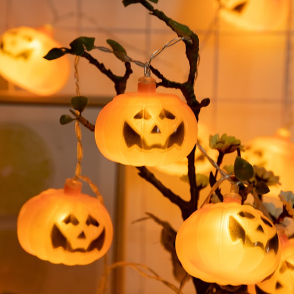 Halloween-kurpitsaketjuvalot noidanhatulla, LED 16.4FT 8 tilaa ajastimella 3D vedenkestävä oranssi kurpitsa-lyhty paristoilla toimivat vilkkuvat valot Hollow Pumpkin 3m 20mm light