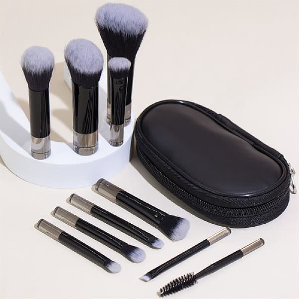 TECHNIQUE PRO PETITE GLOW BRUSH SET - SVART
