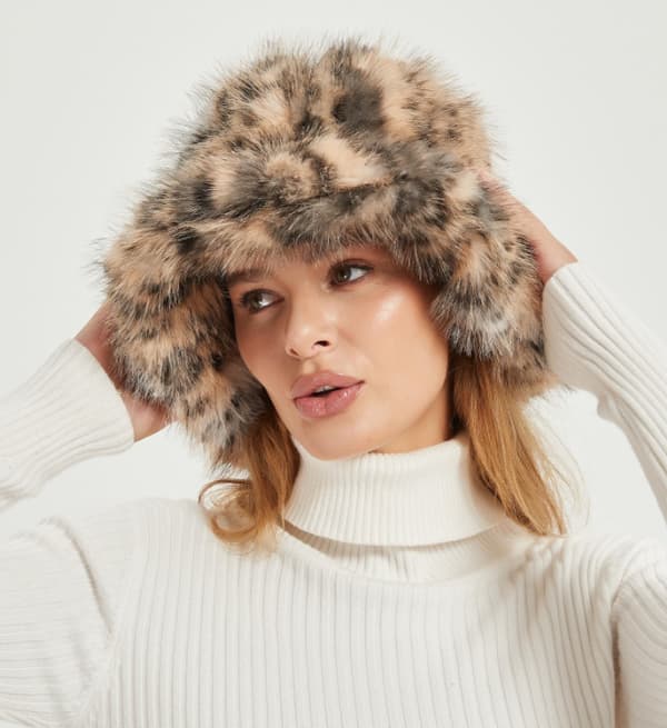 Fuzzy Bucket Hat för kvinnor Vintervarm pälshatt