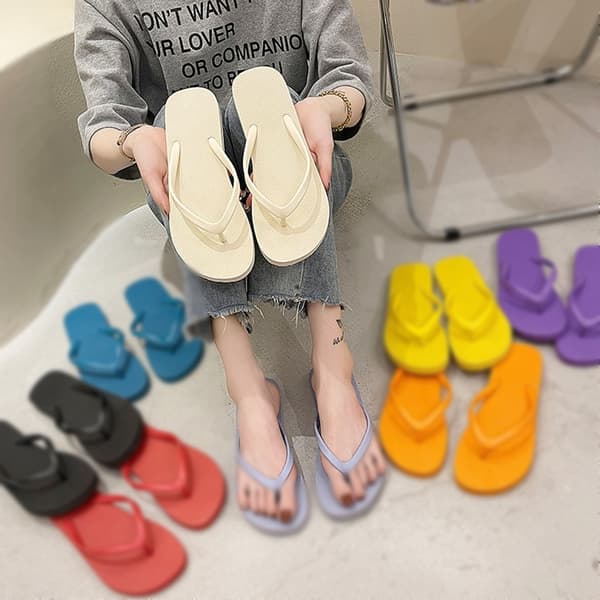 Dameflip-flops - flate strandsandaler, sklisikre hvite tøfler (35-36)