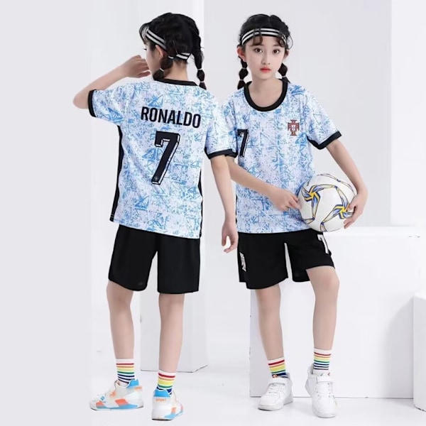 Jalkapallovaatesetti lapsille koko 7, Ronaldo koko 10, Messi L L 26 (140-145cm)