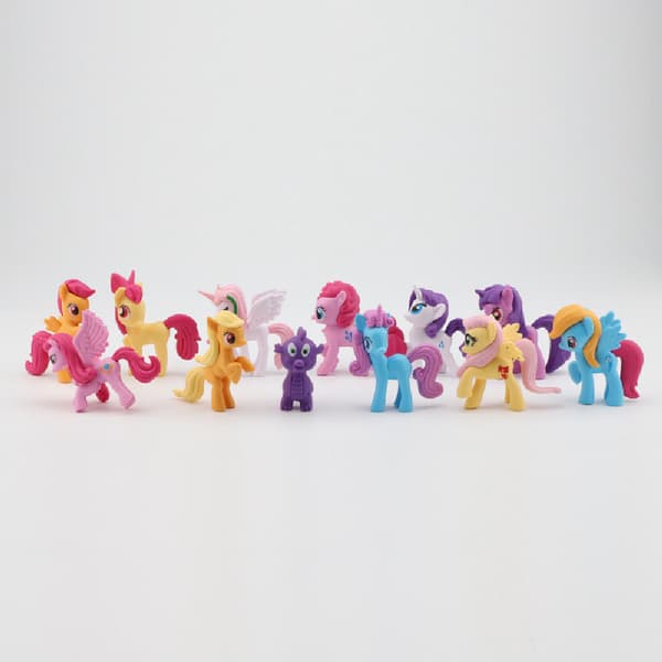 12-delars set med My Little Pony-dockor