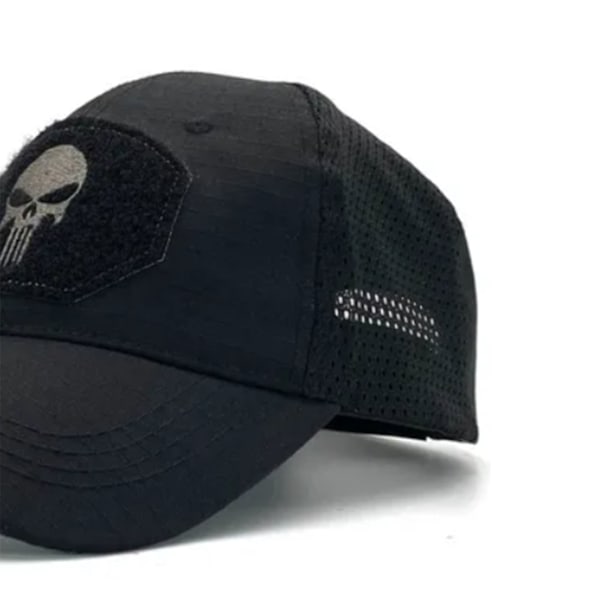 Justerbar Sort Skull Cap med Blød Elastik og Stilfuldt Broderet Hip-Hop Design til Mænd