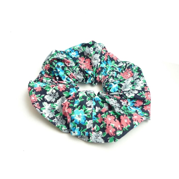 Stor Blommig Scrunchie