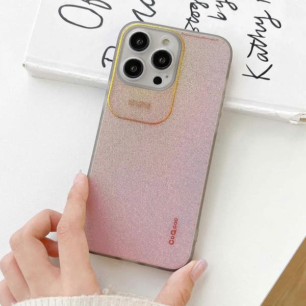 Q.COO Aurora-serien til iPhone 13 Pro Max-deksel Nordlys-inspirert TPU+PET-telefondeksel