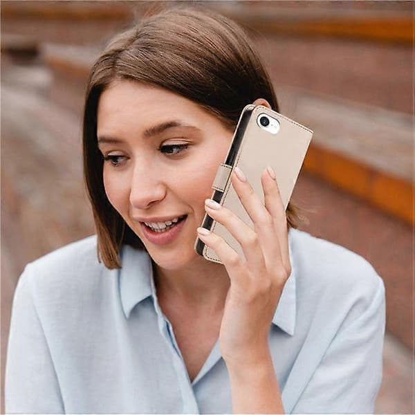 Läderplånboksfodral med handledsrem för iPhone 16e (Aprikos)