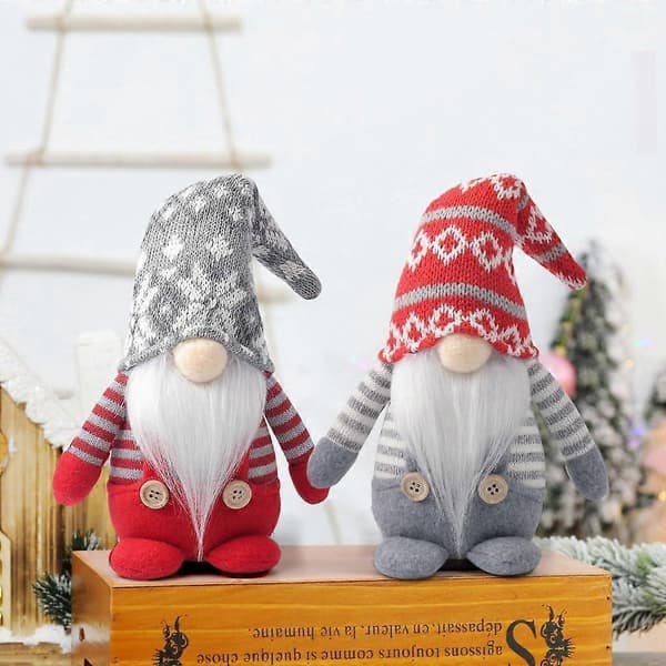 Svenske nisse-juledekorasjoner - Ansiktsløse nissepynt