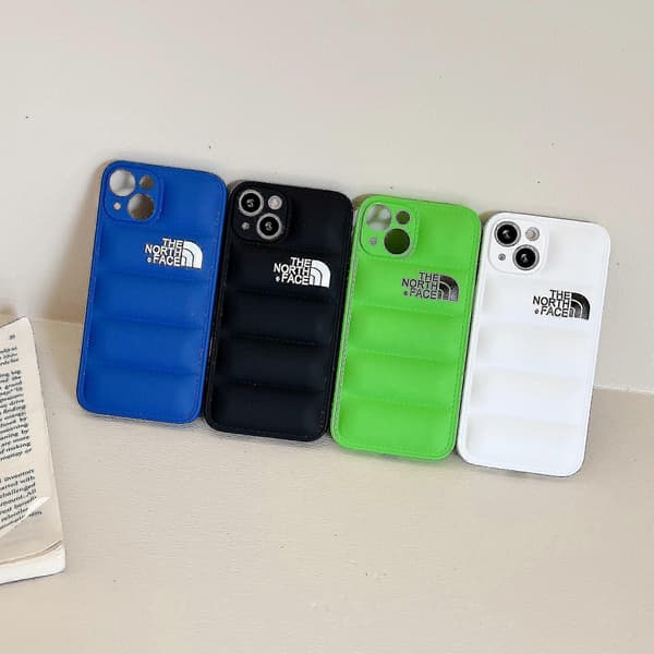 Vinter dunjakke 3d Puffer Myk Tøy Telefondeksel til Apple Iphone 11/12/13 Bakside