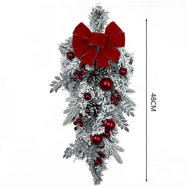 Kunstig julekrans, julepynt og trappepynt, julegirlander for