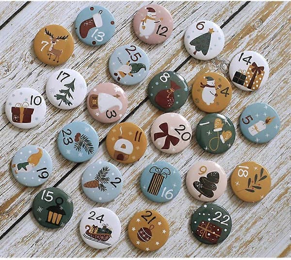 Adventskalender nummerknapper nummernåle DIY julekalender til juteposer (Julemand)