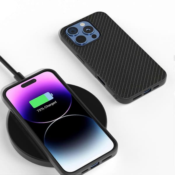 Kulfiber tekstur etui til iPhone 16 Pro