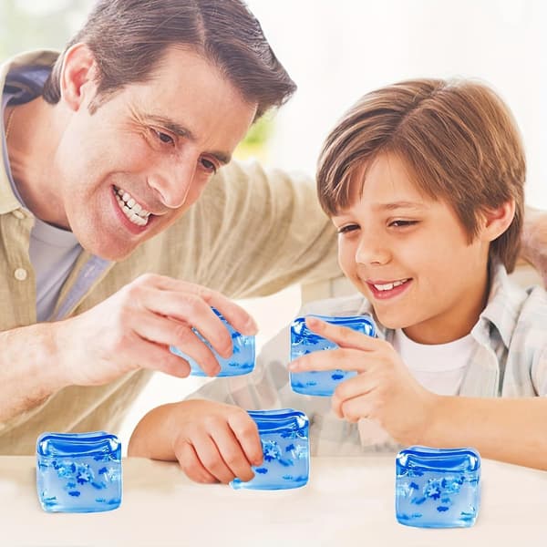 2026 nya 3PCS Squishy Ice Cube Stressbollar Sensorisk Squishy Ice Leksak Squishy Bollar för Vuxna Ångestlindring -