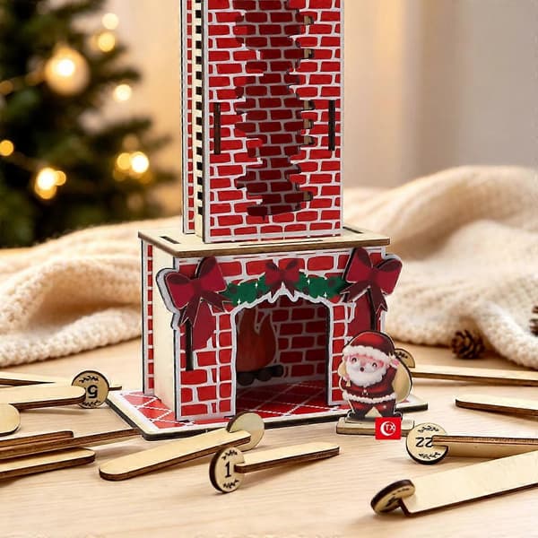 Jule-adventskalender i træ med pejs-design, nedtællingspynt med julemand til skrivebordet