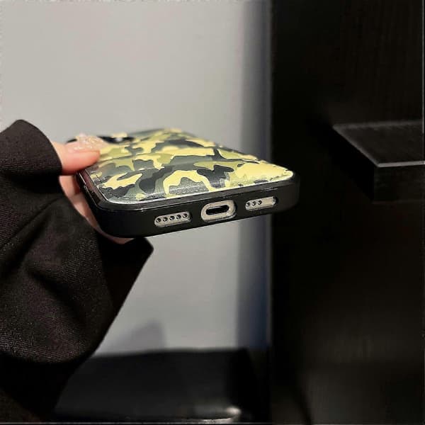 För iPhone 16 Plus Fodral Camo Puffer Jacket Läder TPU 3D Skyddsfodral - Blå