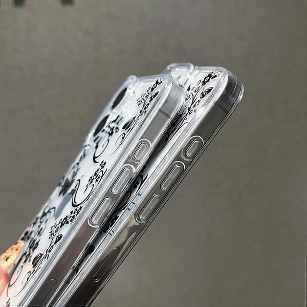Designet til iPhone-etui, Retro Sort Blomster Sommerfugl Klart Blødt Telefonetui (Klar, til iPhone 16 Pro Max)