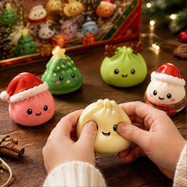 2026 Jule-adventskalender med klemleker - 24-dagers boks med dumpling-fidgets