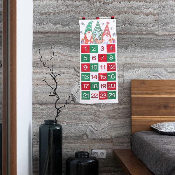 Julekalender i tøy til oppheng for hjemmebruk