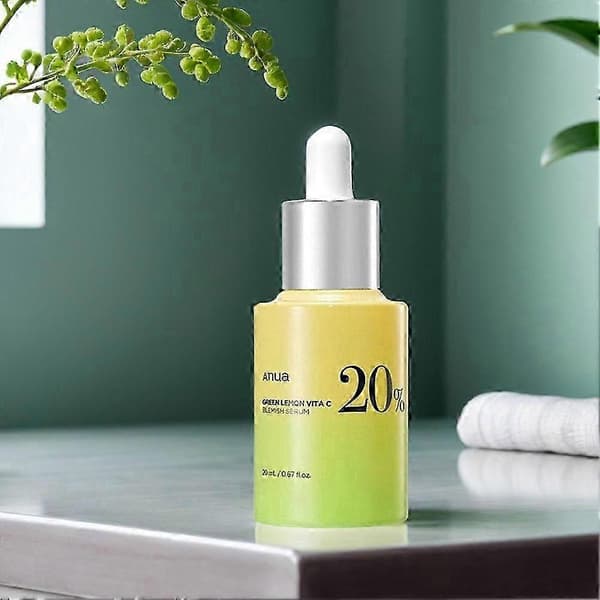 20 ml C-vitamin ansigtsessens til lysnende hudtone og antioxidant hydrering