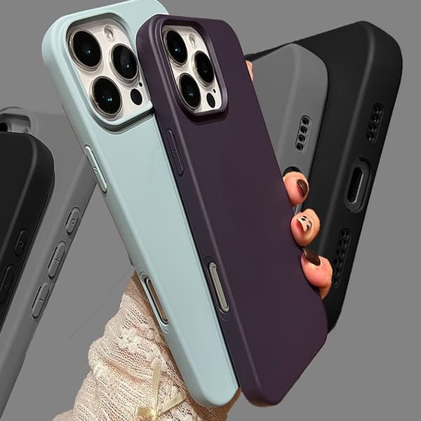 iPhone 17 Skal - flytande silikon med MagSafe Mörkgrön