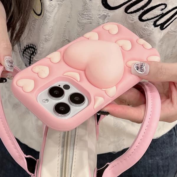 iPhone 16 Pro Max 3D Hjärta Hållare Silikon Skal