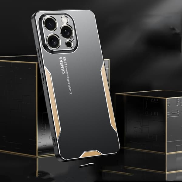 iPhone 18 Pro Max / iPhone 17 Pro Max Skal - Blade Series TPU Hybrid Metall Röd