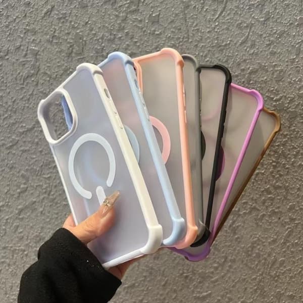 iPhone 16 Pro Semi-transparent Frosted MagSafe Skal Rosa