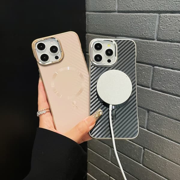 iPhone 16 Pro Max AG Kolfiber Frameless MagSafe Skal Svart