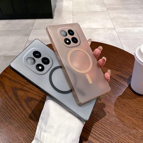 Redmi Note 14 Pro+ 5G - Fint Hål Isdimma MagSafe PC Mobilskal Vit