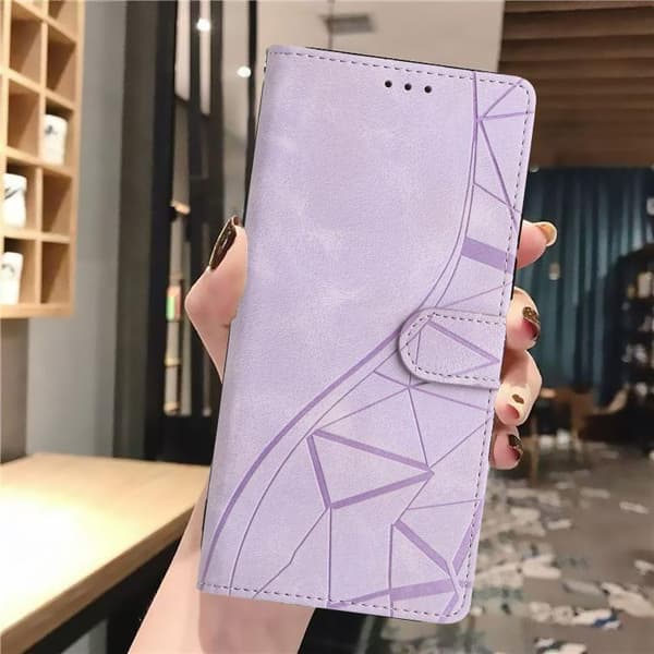 iPhone 18 Pro / iPhone 17 Pro Trianglar Prägling Skal Läderfodral Purpur