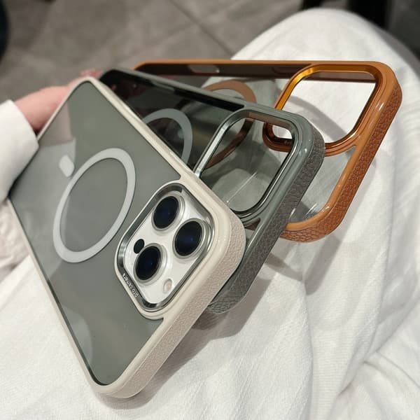 iPhone 16 Pro Metall Linsskal med MagSafe Guld