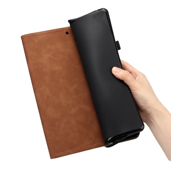 Samsung Galaxy Tab A9 / A11 Prägad Läderfodral med Kokosnötsträd Brun