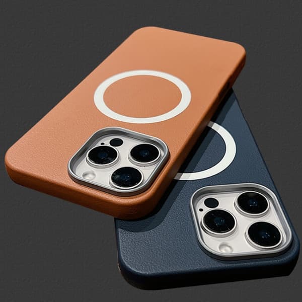 iPhone 16 Pro Max Fodral Lädertextur med MagSafe Fullt Skydd Röd