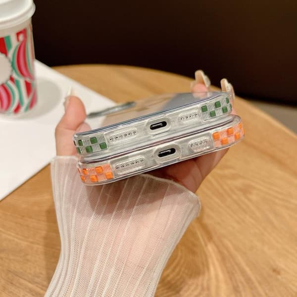 iPhone 16 Pro Max Transparent MagSafe Skal med Linsskydd Grön