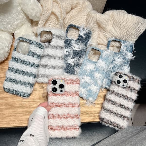 iPhone 16 Pro Randig Tyg Plush TPU Skal Grön