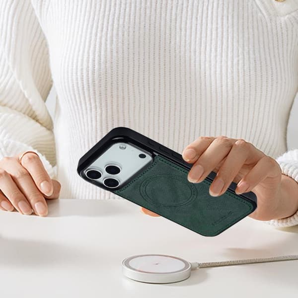 iPhone 18 Pro Max / iPhone 17 Pro Max Skal med MagSafe från LC.IMEEKE Grön