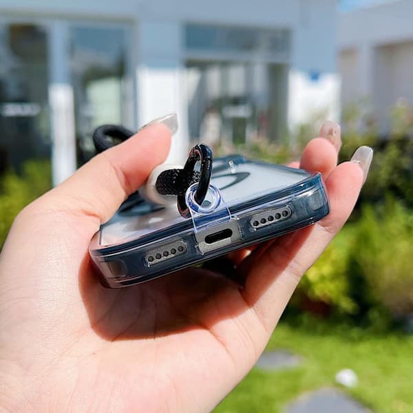 iPhone 17 Pro Max Skal med MagSafe och Handledsrem Purpur