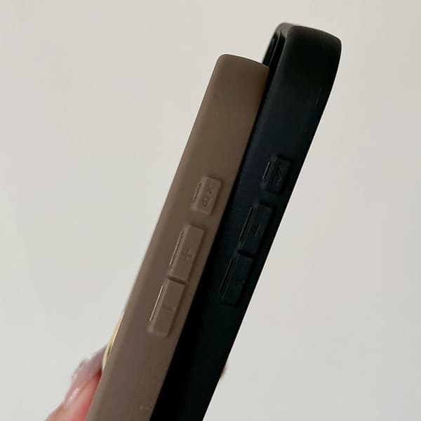 iPhone 16 Pro Solid Color 3D Kärlek TPU Skal med Lanyard Svart