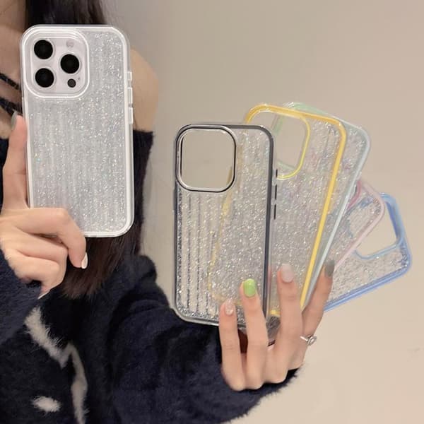 iPhone 16 Pro Max Glitter Corrugerad PC Hybrid TPU Skal Gul